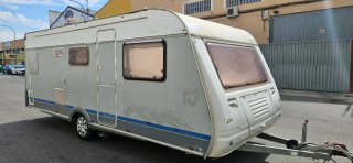 Caravana Sun Roller Queen 495 para reparar