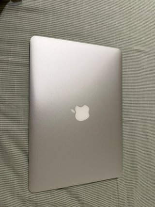 MacBook Air 13” 2017 – 256 GB