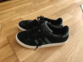 Zapatillas Adidas niño negras y verdes