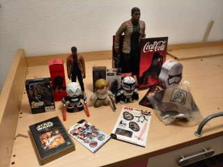 Lote Star Wars figuras y merchandising
