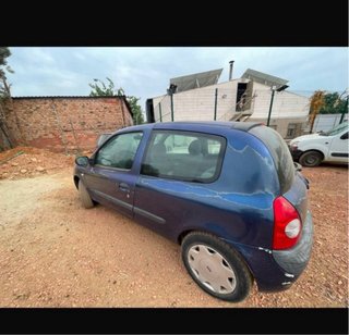 Renault Clio 2003