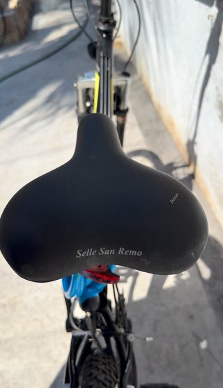 Bicicleta de Montaña Aschiano Negra y Amarilla