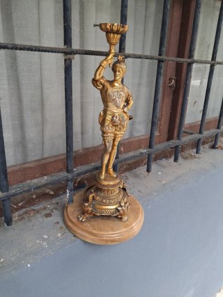 Lámpara Soldado Bronce Base Mármol