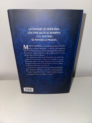Furia de lobo (Cantos pintados) / Fury Bound (S...