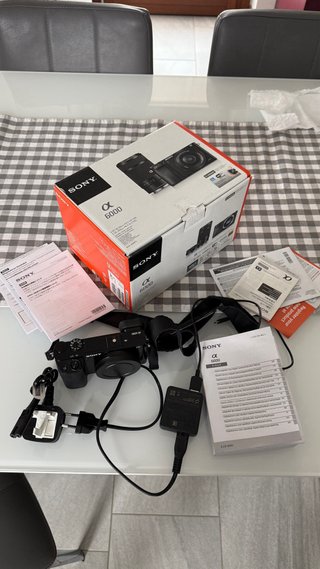 Sony ILCE-6000Y E-mount (A6000)