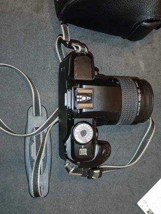 Canon EOS 5000 con custodia