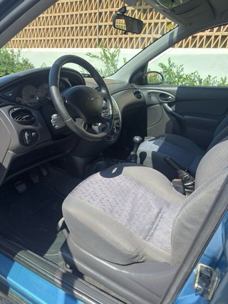 Ford Focus 2000