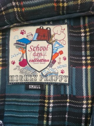 Blusa Highly Preppy Tartán Bordado
