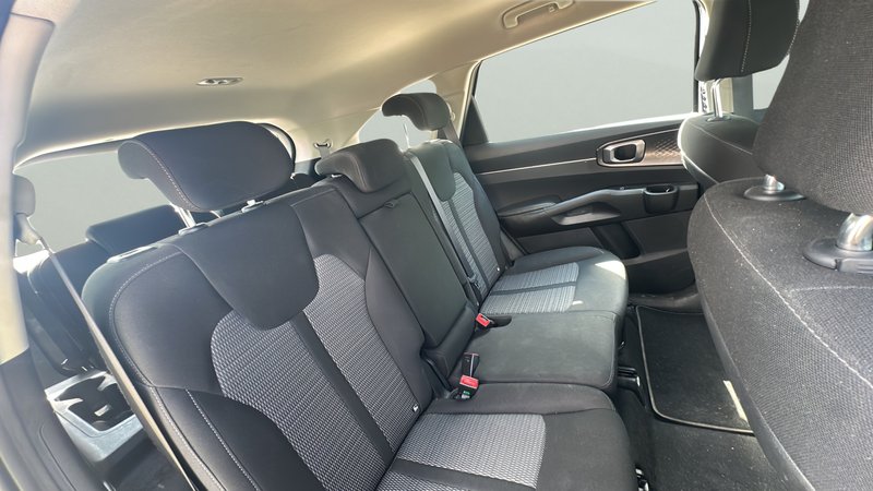 Kia Sorento 1.6 T-GDi PHEV Drive 4x4 7pl (2021) 2023, foto 13