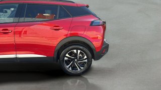Peugeot 2008 PureTech 130 S&S Allure Pack EAT8 96 kW (130 CV)