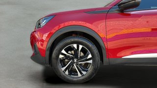 Peugeot 2008 PureTech 130 S&S Allure Pack EAT8 96 kW (130 CV)