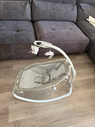 Mecedora para bebé gris