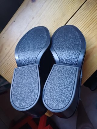 Botines charol plisado Clergerie negros