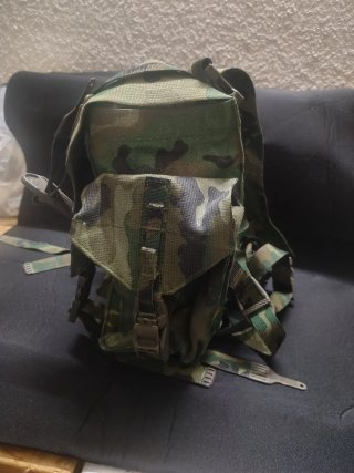 Mochila militar combate camuflaje vintage