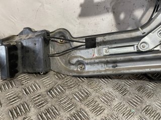 ELEVALUNAS TRASERO DERECHO HYUNDAI TRAJET (FO) 834803A000 116038