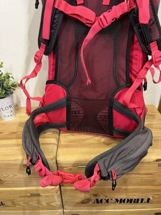 Quechua Forclaz 30 Air + grigio-rosa