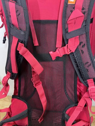 Quechua Forclaz 30 Air + grigio-rosa