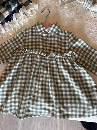 Conjuntos, vestidos 18-24 m. La hormiga, camarro