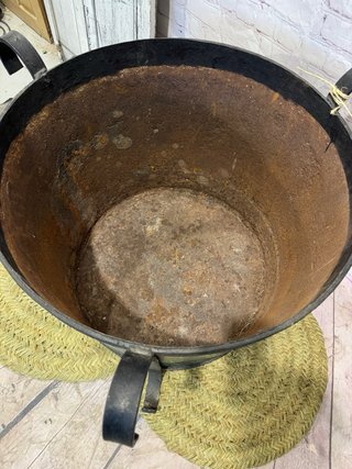 Macetero gigante antiguo