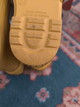 Botas de agua respetuosas Igor Mendi T.24 amarillo