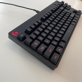 Estado Perfecto: Teclado Gaming Logitech G PRO RGB