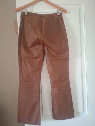Pantalón efecto piel Tifossi camel