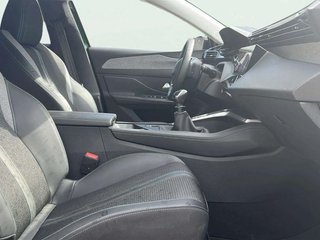 Peugeot 308 5P Allure PureTech 130 S&amp;S MAN