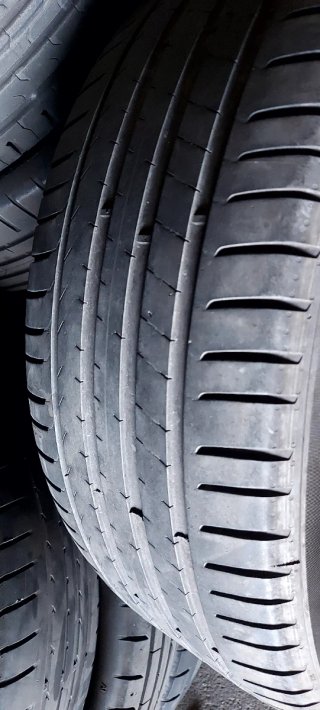 245/50 R19 105W