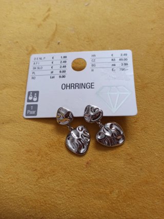 Pendientes plateados