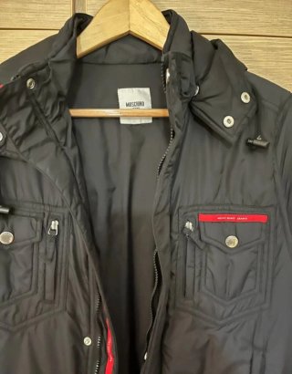 Chaqueta Moschino Negra