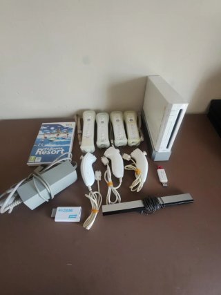 Consola Nintendo Wii Blanca + Accesorios