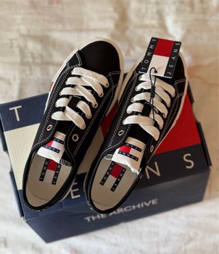 Sneakers Tommy Jeans N.36 Nuove