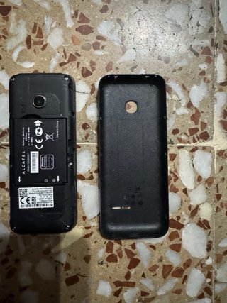 Teléfono Alcatel One Touch Negro