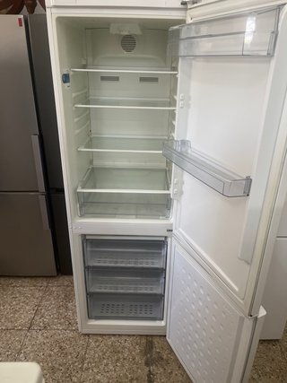 Nevera Beko Blanca