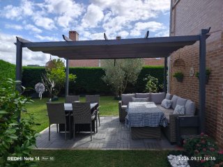 Pérgola moderna exterior