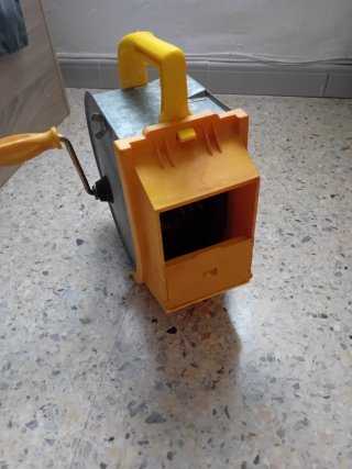 Tirolesa para estucar