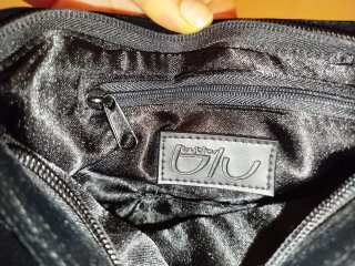 Pochette vintage Byblos Blu in velluto nero