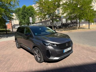 Peugeot 5008  1.5 HDI 130 CV 7 PLAZAS 5 PUERTAS