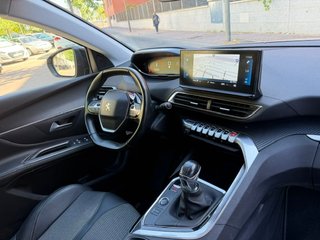 Peugeot 5008  1.5 HDI 130 CV 7 PLAZAS 5 PUERTAS