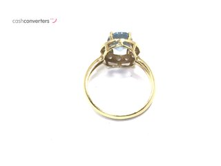 sortija oro 18k con piedra con aguamarina