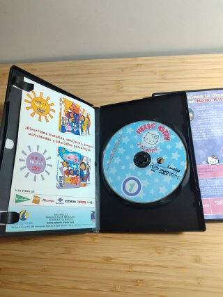 DVDs Hello Kitty: Blancanieves y La Bella Durmient