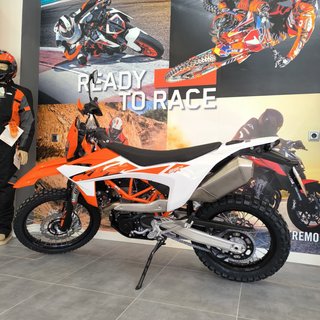 KTM 690 Enduro R 2026 KM0