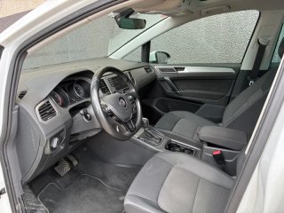 SIN ENTRADA! Golf Sportsvan AUTOMÁTICO 92000KM!