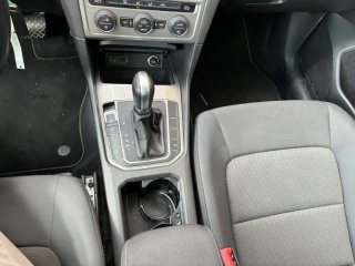 SIN ENTRADA! Golf Sportsvan AUTOMÁTICO 92000KM!
