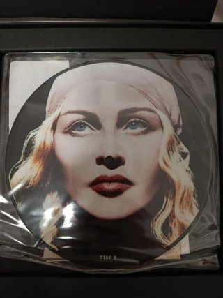 Madonna Madame X Caja Edición Limitada