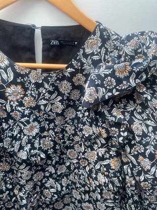 Vestito Zara con stampa floreale