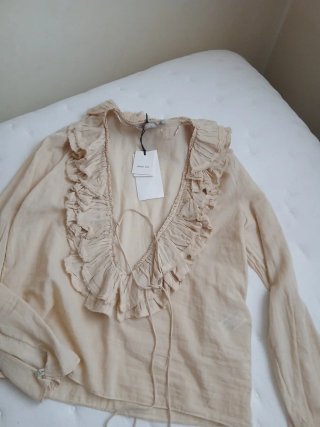 Blusa Zara Beige Talla S Volantes