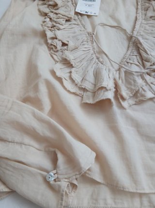 Blusa Zara Beige Talla S Volantes