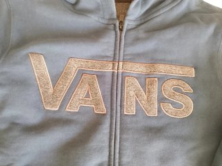 Chaqueta Vans con cremallera azul y gris