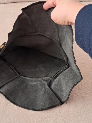Cappello da strega nero con stelle oro